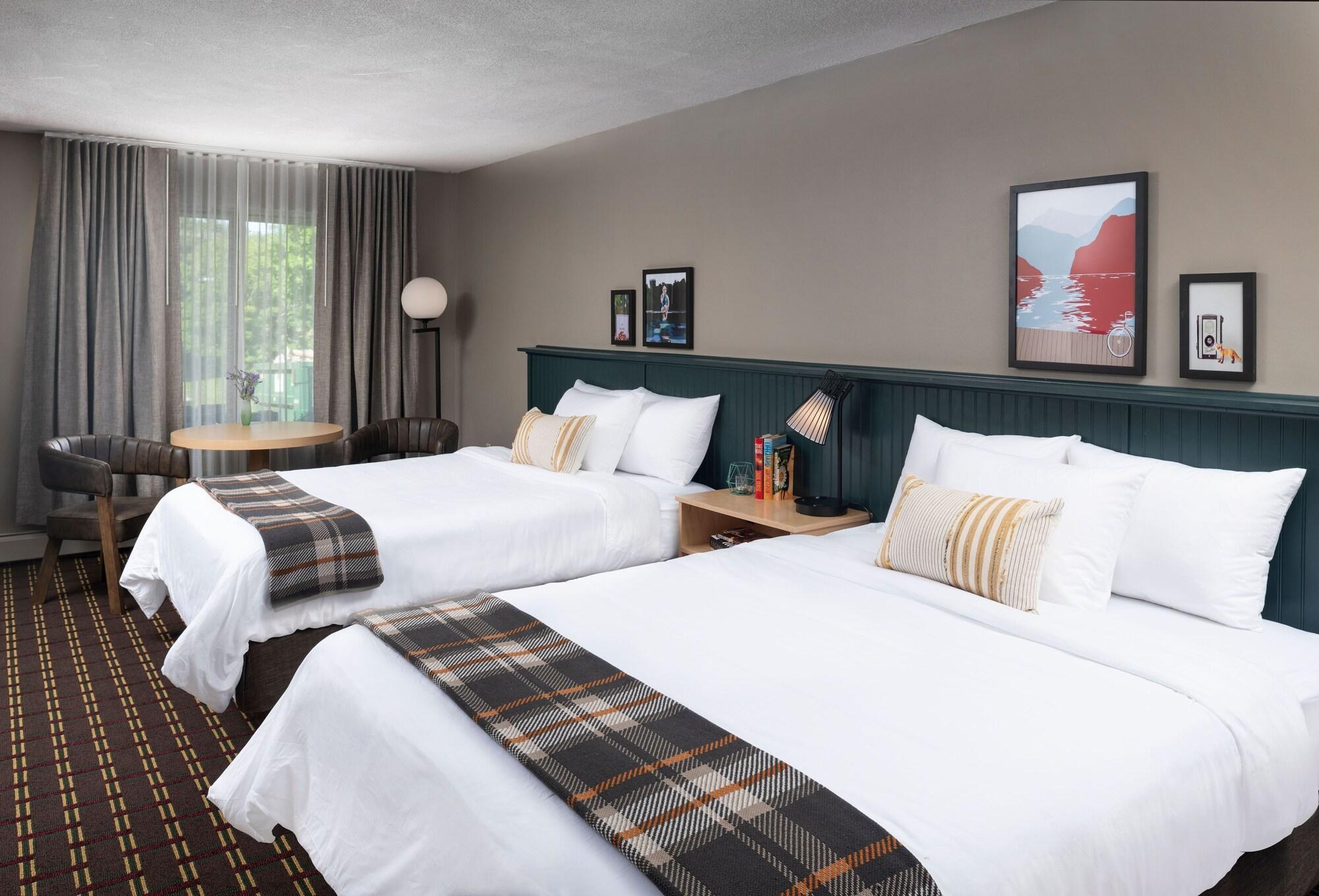 Roaring Brook Ranch Resort Lac George Extérieur photo